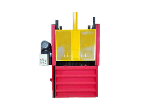 Semi automatic vertical packer